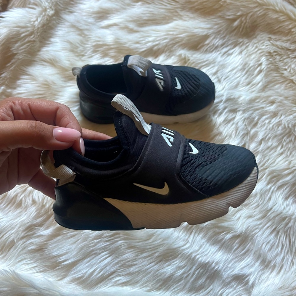 Nike air